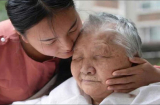 Cha mẹ có 3 ''dấu hiệu'' này thì thời gian của họ sắp hết, con cái hãy ở bên cạnh nhiều hơn