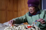 Người xưa nói: 'Đàn ông sợ tháng tám, đàn bà sợ tháng mười hai âm lịch', 2 tháng ấy có gì mà sợ?