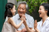 Muốn cuối đời đủ đầy, ấm êm, cha mẹ U70 đừng hé lộ 3 chuyện này với con cái