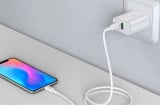 Điện thoại có một nút nhỏ: Bật lên là tốc độ sạc pin nhanh gấp 10 lần, không hại máy