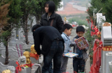 Dân gian có câu: 'Tảo mộ không quá 3 đời, thăm mộ không quá giờ Mùi', quá giờ Mùi thì sao?