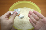 Trời nồm ẩm, bỏ ngay thứ này vào thùng gạo để gạo không bị hôi, mốc