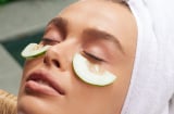 5 mẹo cải thiện quầng thâm và làm dịu bọng mắt giúp da mắt căng mịn
