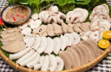Luộc lòng thả ngay vào nồi nước đang sôi là dại: Làm thêm bước này lòng trắng tinh, giòn sần sật, không bị đắng