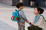 Con nhà giàu có 3 đặc điểm rất khác con nhà nghèo, cha mẹ hãy thay đổi để con có tương lai