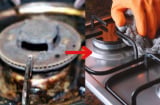 Làm sạch bếp gas rỉ sét trở nên sáng bóng như mới bằng gia vị vừa nhanh vừa an toàn