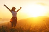 Người sống hạnh phúc luôn có 4 điều này, không sung túc thì cũng an vui cả đời