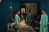 Tại sao quý tộc thời xưa, khi vợ chồng chủ nhân ngủ, luôn có người hầu ngủ bên cạnh kể cả lúc 'gần gũi'?