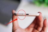 Điện thoại có một lỗ tròn nhỏ dưới đáy, công dụng rất quan trọng: Dùng bao lâu nay bạn có biết?