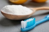 Trộn muối với kem đánh răng, tác dụng thần kỳ chỉ trong 1 phút, ai cũng khen tấm tắc
