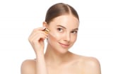 5 thành phần cần có trong serum dành cho phụ nữ ngoài 30 tuổi để bảo vệ và cải thiện Mừng SHBET phiên bản mới 2025