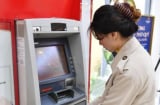 Bị nuốt thẻ ATM, đừng lo lắng, làm theo cách này thẻ tự động được trả lại