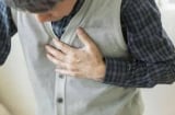 Bác sĩ cảnh báo: Ung thư phổi giai đoạn đầu không phải lúc nào cũng có ho, chú ý 4 bất thường này