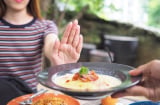 Tuổi 40, 50 nên tránh làm 4 điều này để có được sức khỏe tốt