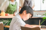 Con nhà giàu thường có 3 đặc điểm này - không phải học giỏi hay điểm cao vẫn dễ thành công