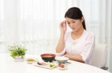 4 hành vi đang âm thầm 'đánh cắp' sức khỏe của chị em