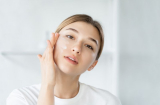 Quy trình chống lão hóa buổi sáng tối giản: 3 bước gọn nhẹ nhưng hiệu quả lâu dài