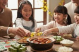 Tết nhà nào cũng có thịt kho trứng: Món ăn quen thuộc nhưng được xem là “gọi lộc”, giữ tài lộc đầu năm