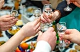 Ăn gì để đào thải nồng độ cồn nhanh nhất? 10 thực phẩm giúp giải rượu hiệu quả