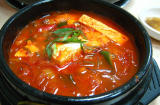 Canh kim chi ba chỉ vừa thơm vừa ngậy, càng ăn càng cuốn
