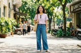 Không cần mix cầu kỳ: Áo thun và jeans vẫn giúp bạn trẻ trung, nổi bật