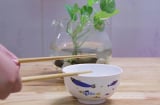 Vì sao người xưa rất kị gõ bát đũa vào nhau trong khi ăn cơm?