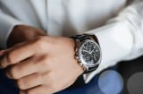 Đeo đồng hồ tay trái hay tay phải thu hút nhiều may mắn hơn?