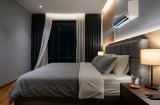 Điều hòa bật cả đêm: Có nên đặt một cốc nước trong phòng?