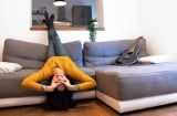 Phụ nữ sống một mình: Cô đơn hay đang hạnh phúc theo cách riêng?