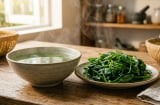 Loại rau quen thuộc nhiều người luộc bỏ nước nhưng lại chứa không ít dưỡng chất