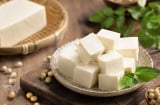 Những trường hợp nên hạn chế ăn đậu phụ thường xuyên: Không phải ai ăn nhiều cũng tốt