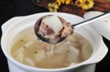 Hầm canh xương nên mở vung hay đậy vung mới đúng: 10 nhà thì 9 nhà làm sai hết cả
