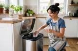 Cho một ít giấm vào thùng rác: Mẹo nhỏ giúp giảm mùi khó chịu ngày hè, nhiều người chưa biết