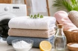 Vì sao khăn tắm giặt rồi vẫn có mùi hôi? 5 mẹo mà nhiều chưa biết để khăn thơm tho mềm mại