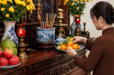 Thắp hương xong đừng để quá lâu: 3 thứ nên hạ sớm