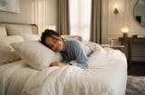 4 mẹo giúp bạn ngủ ngon trong phòng khách sạn
