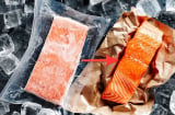 Cách rã đông cá nhanh, không tanh, không bị nát thịt