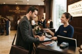 Vì sao khách sạn luôn chọn giờ check in là 14 giờ và check out là 12 giờ?