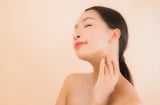 Bí quyết chăm sóc vùng cổ giúp da săn chắc và hạn chế nếp nhăn theo thời gian