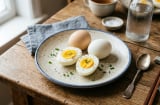 Đừng bao giờ ăn quá nhiều 3 loại trứng này! Loại gây hại gan thận, loại tiềm ẩn nguy cơ ung thư