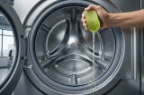 Vì sao bạn nên vắt chanh vào máy giặt? Mẹo nhỏ giải quyết triệt để 5 vấn đề giặt giũ!
