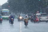 10 điều nhất định phải nhớ khi đi dưới trời mưa giông