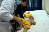 Vụ bảo mẫu hành hạ học sinh mầm non: Nhiều trẻ bị ảnh hưởng tâm lý, khóc thét khi đi khám tổng quát