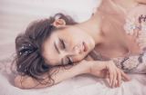 Á Hậu Tú Anh 'hút' vạn ánh nhìn hóa nàng thơ, khoe vẻ mong manh khó cưỡng trong bộ ảnh mới
