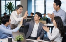 Vì sao có người luôn được yêu mến ở nơi làm việc? Hóa ra là vì họ biết làm điều này