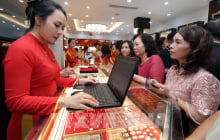 Giá vàng hôm nay 4/6 tiếp tục lao dốc: Người mua nên 'bắt đáy' hay chờ thêm?