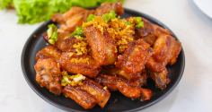 Bỏ thứ này vào ướp sườn xào chua ngọt: Món ăn mềm tan, đậm vị ăn 1 lần nhớ mãi