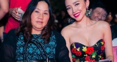 Tóc Tiên trở về Mỹ với mẹ