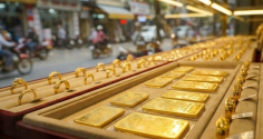 Giá vàng hôm nay 18/7/2026: 'Bốc hơi' gần 30 triệu đồng, người ôm vàng nửa năm qua đang lỗ nặng ra sao?
