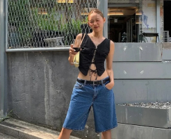 4 cách phối quần đùi denim vừa trẻ trung vừa sành điệu, mặc suốt mùa Hè vẫn không lo lỗi mốt